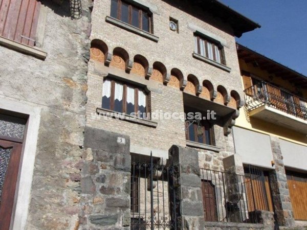 casa indipendente in vendita a Gromo