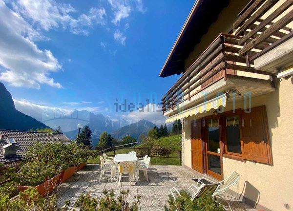 casa semindipendente in vendita a Gromo in zona Spiazzi