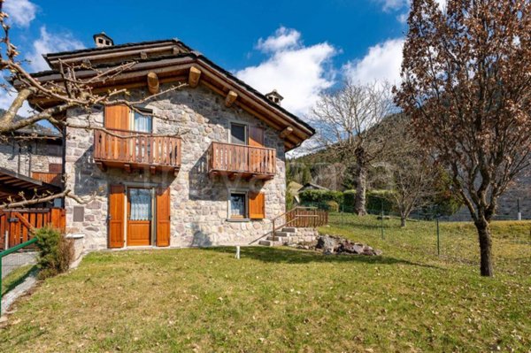 appartamento in vendita a Gromo