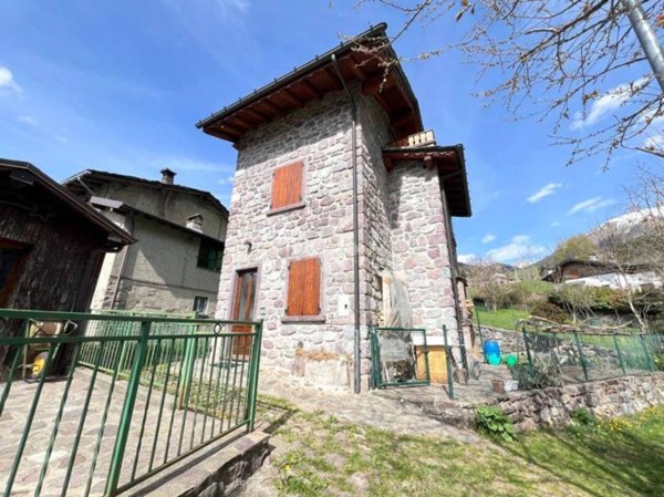casa indipendente in vendita a Gromo in zona Spiazzi