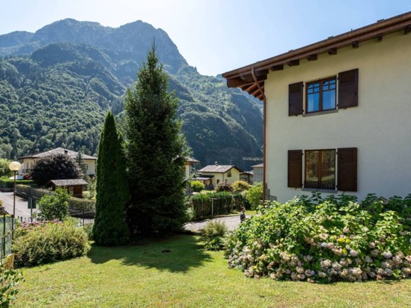 appartamento in vendita a Gromo