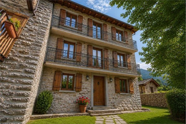 casa indipendente in vendita a Gromo in zona Boario