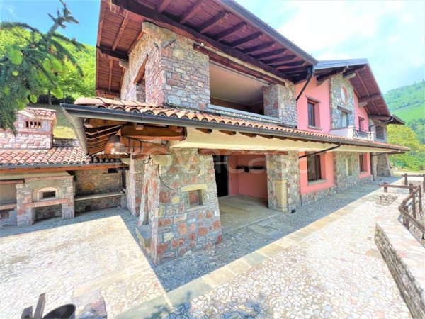 casa indipendente in vendita a Grone
