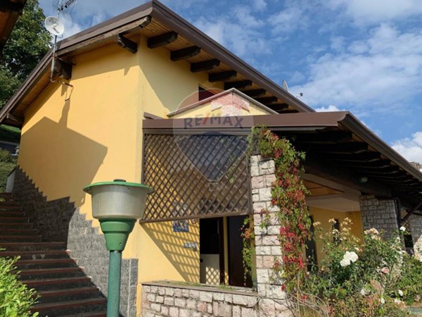 casa indipendente in vendita a Grone