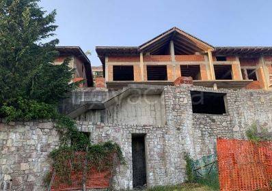 terreno agricolo in vendita a Grone
