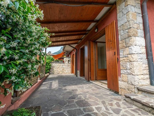 appartamento in vendita a Grone