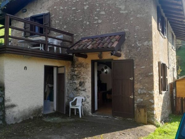 casa indipendente in vendita a Grone