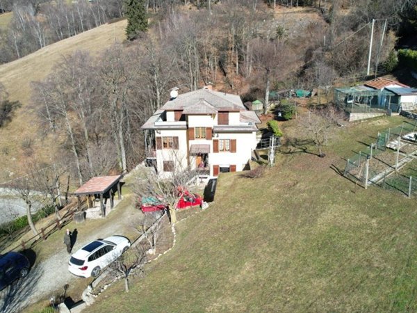 casa indipendente in vendita a Grone