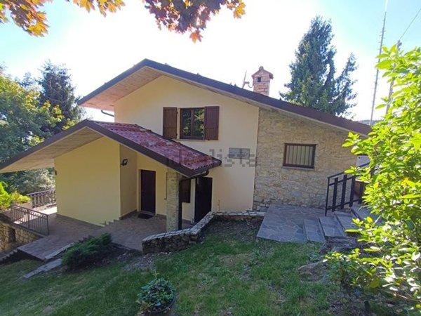 casa indipendente in vendita a Grone