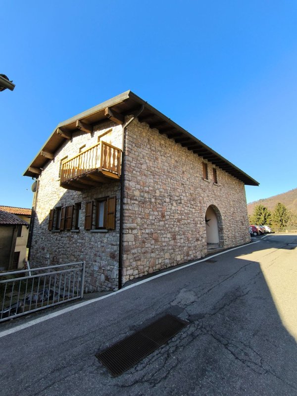 appartamento in vendita a Grone