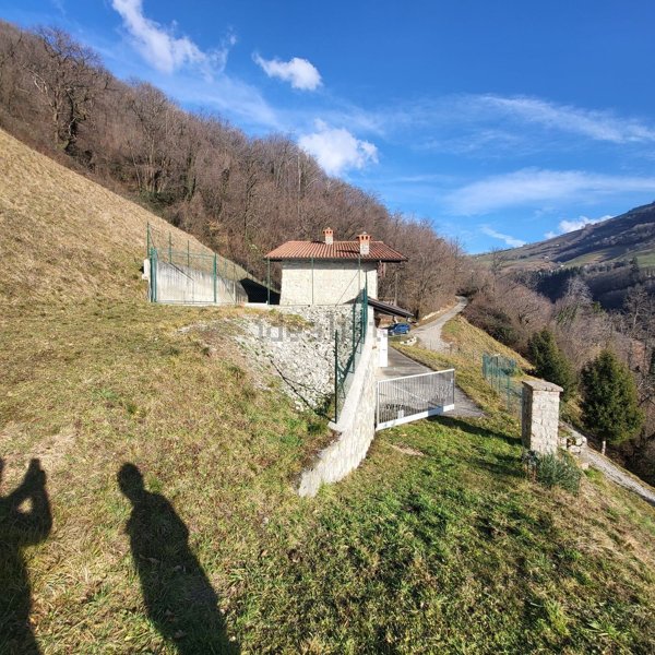 casale in vendita a Grone