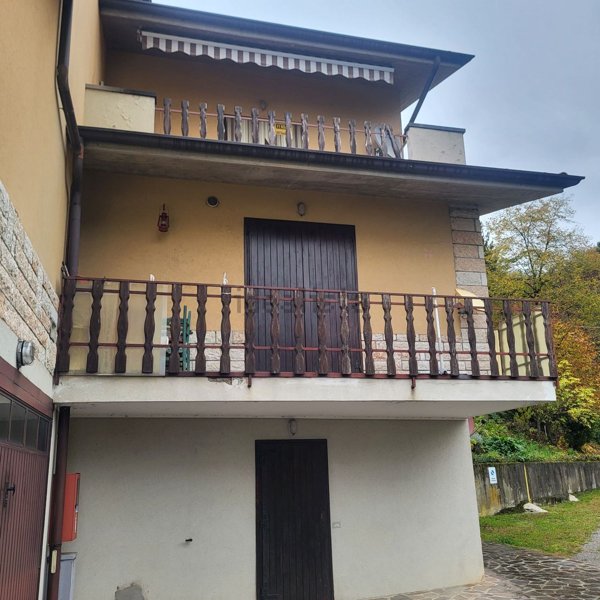 appartamento in vendita a Grone