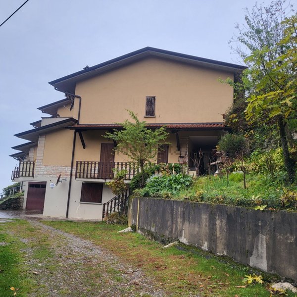 appartamento in vendita a Grone