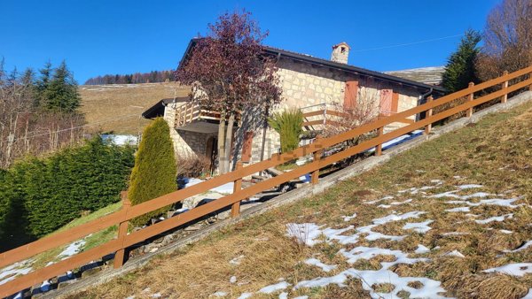 casa indipendente in vendita a Grone