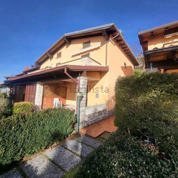 appartamento in vendita a Grone