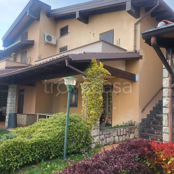 appartamento in vendita a Grone