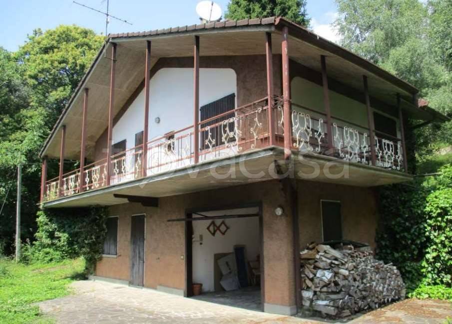 casa indipendente in vendita a Grone