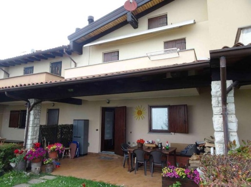 appartamento in vendita a Grone