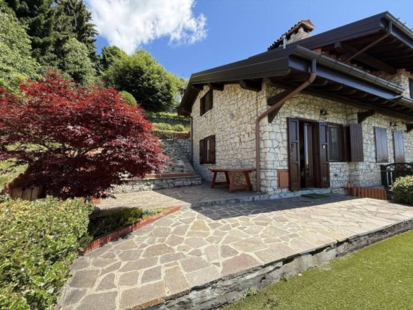casa indipendente in vendita a Grone