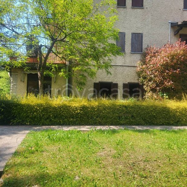 appartamento in vendita a Grone