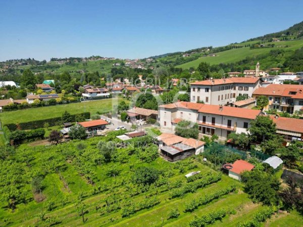 casa indipendente in vendita a Grumello del Monte in zona Boldesico