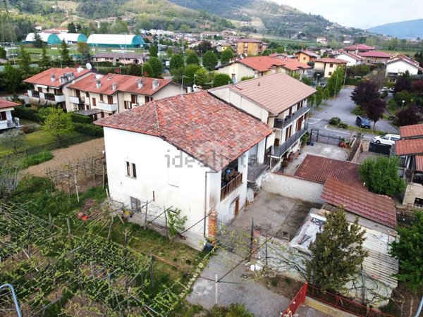 pentavano in vendita a Grumello del Monte