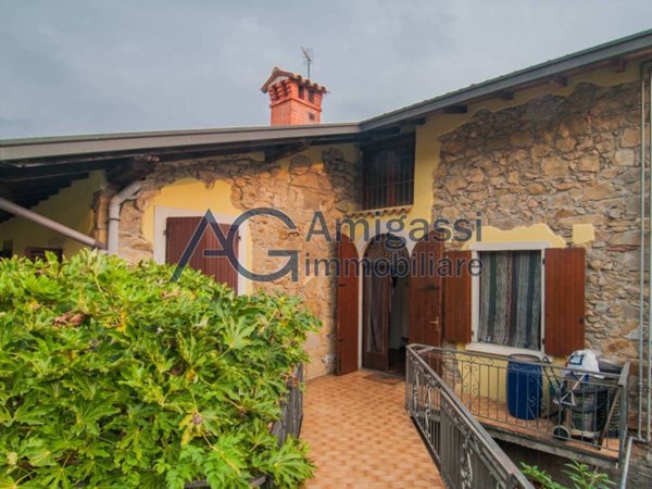appartamento in vendita a Grumello del Monte in zona S.Pantaleone