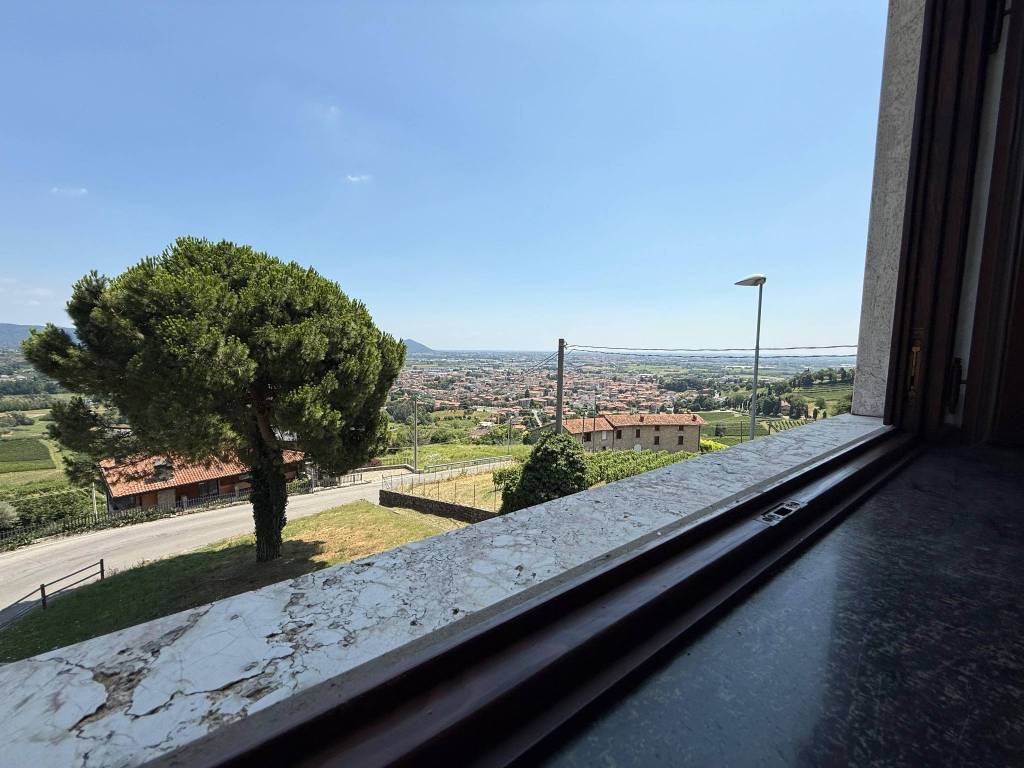 appartamento in vendita a Grumello del Monte in zona S.Pantaleone