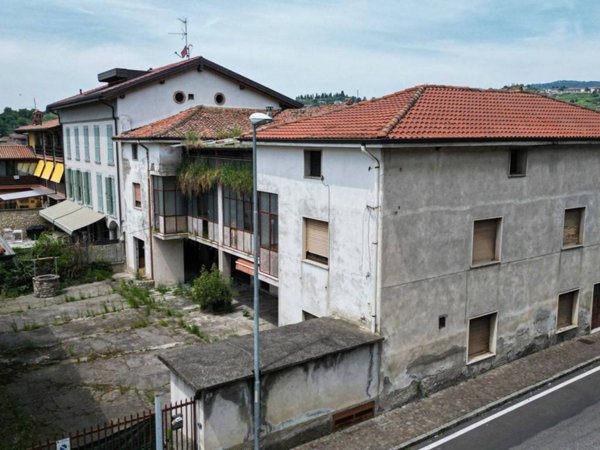 casa indipendente in vendita a Grumello del Monte
