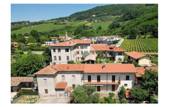casa indipendente in vendita a Grumello del Monte in zona Boldesico
