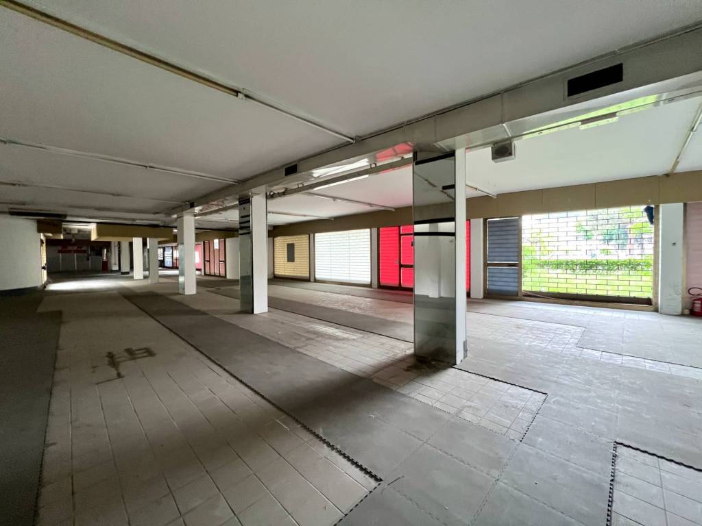 negozio in vendita a Grumello del Monte