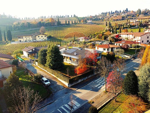 casa indipendente in vendita a Grumello del Monte