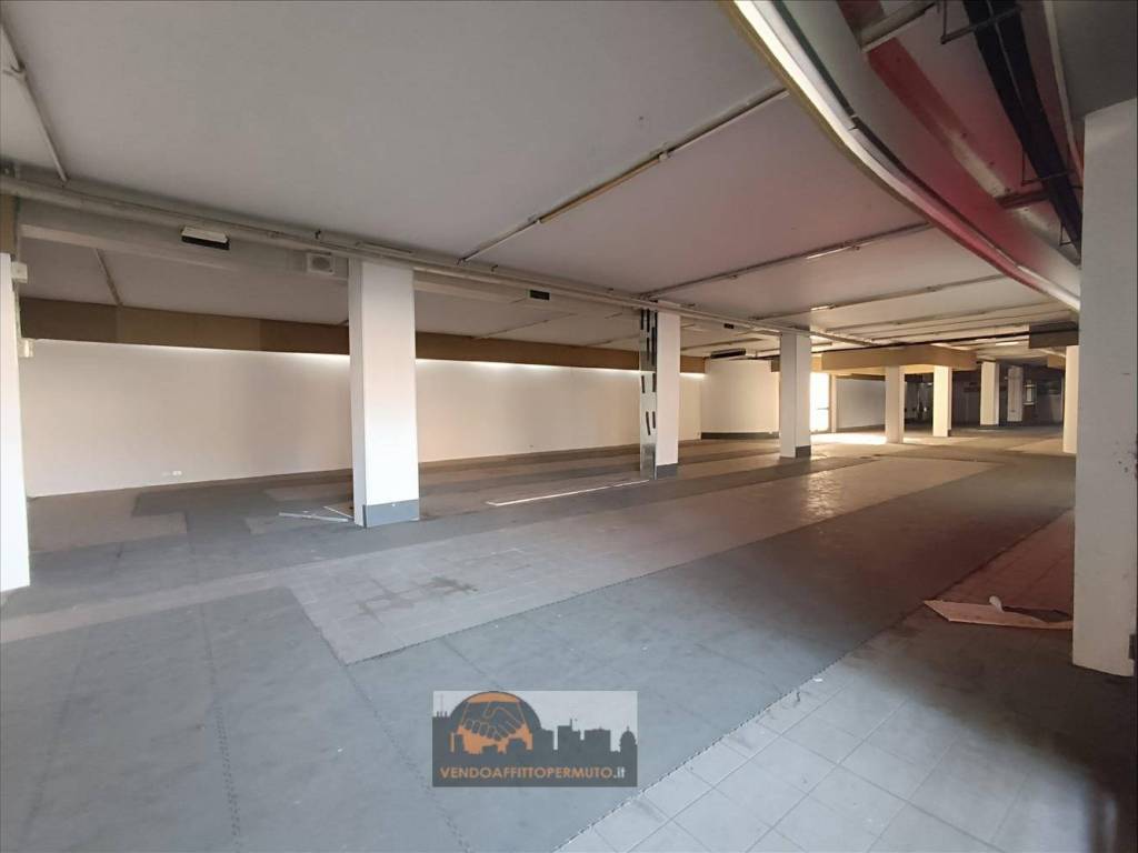 negozio in vendita a Grumello del Monte