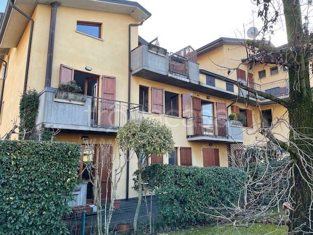 appartamento in vendita a Grumello del Monte