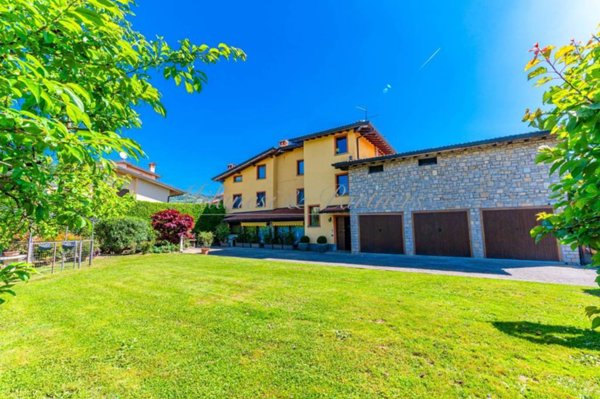 casa indipendente in vendita a Grumello del Monte