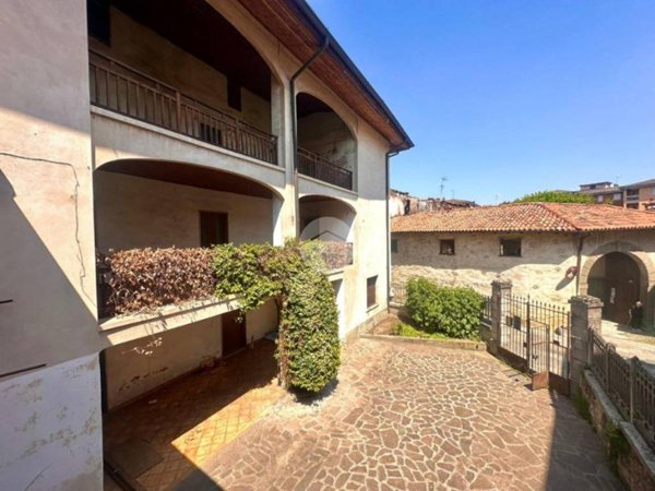 casa indipendente in vendita a Grumello del Monte