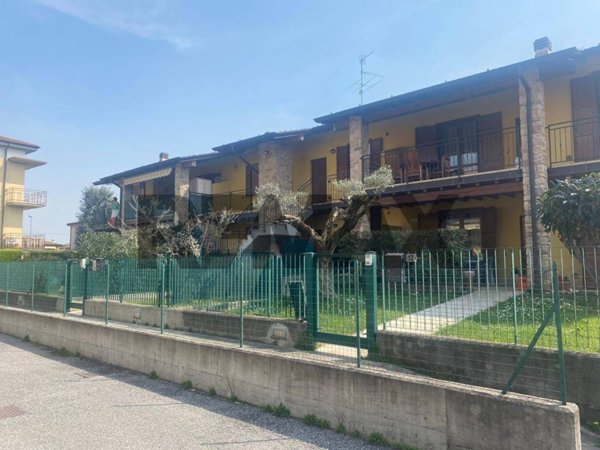 appartamento in vendita a Grumello del Monte in zona S.Pantaleone