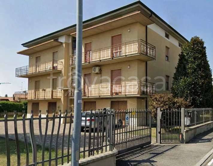 appartamento in vendita a Grumello del Monte in zona S.Pantaleone