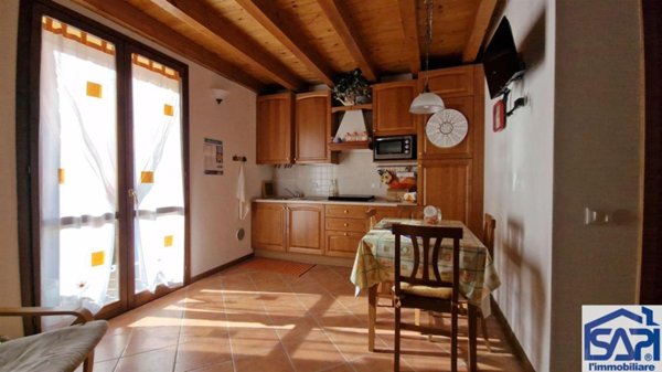 appartamento in vendita ad Isola di Fondra