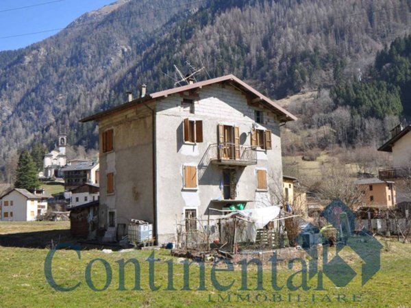 casa indipendente in vendita ad Isola di Fondra in zona Trabuchello