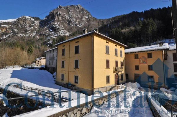 appartamento in vendita ad Isola di Fondra