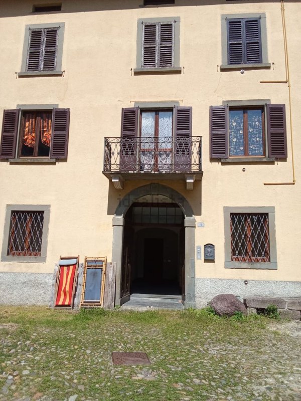 appartamento in vendita ad Isola di Fondra