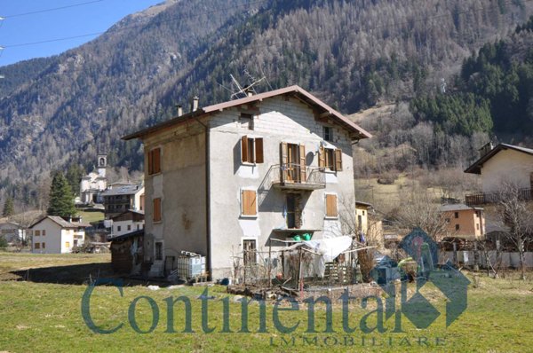 casa indipendente in vendita ad Isola di Fondra in zona Trabuchello