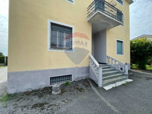 casa indipendente in vendita ad Isso