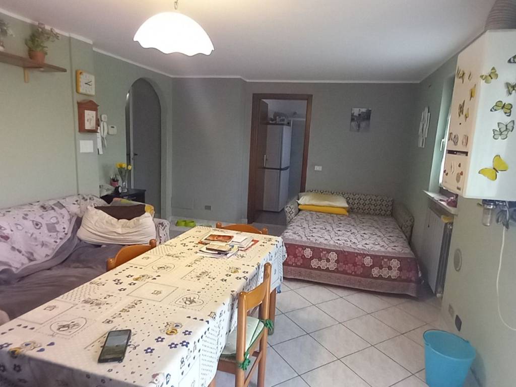 casa indipendente in vendita ad Isso