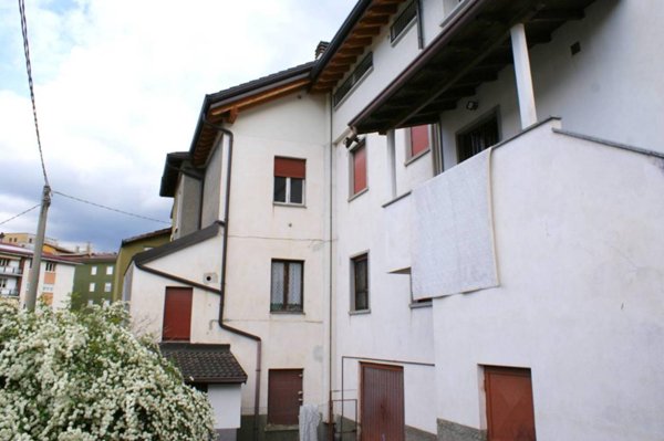 appartamento in vendita a Leffe