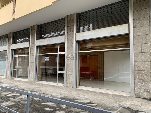 ufficio in vendita a Leffe