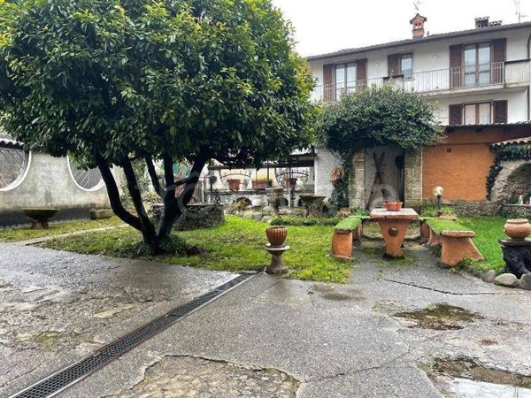 appartamento in vendita a Leffe