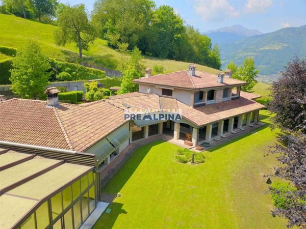casa indipendente in vendita a Leffe