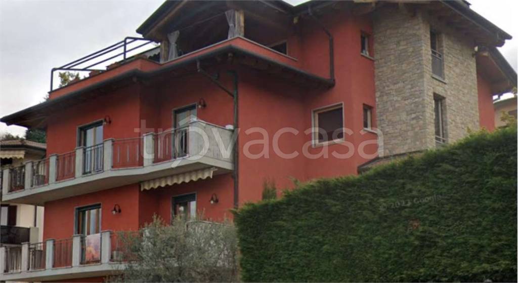 appartamento in vendita a Leffe